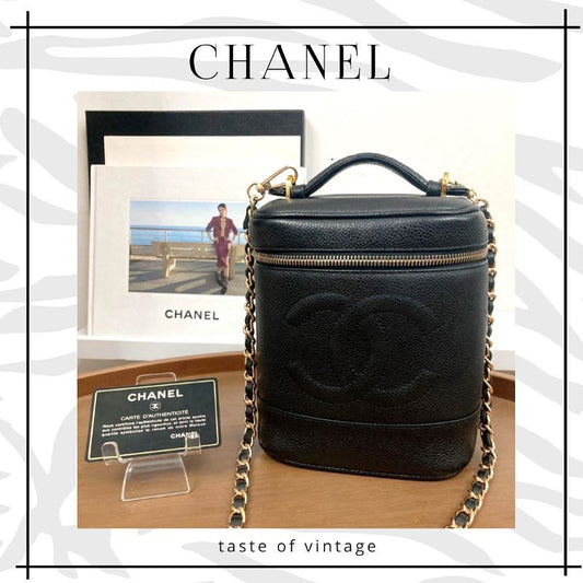 Chanel Vanity Case 牛皮魚子醬化妝袋 有卡有貼
