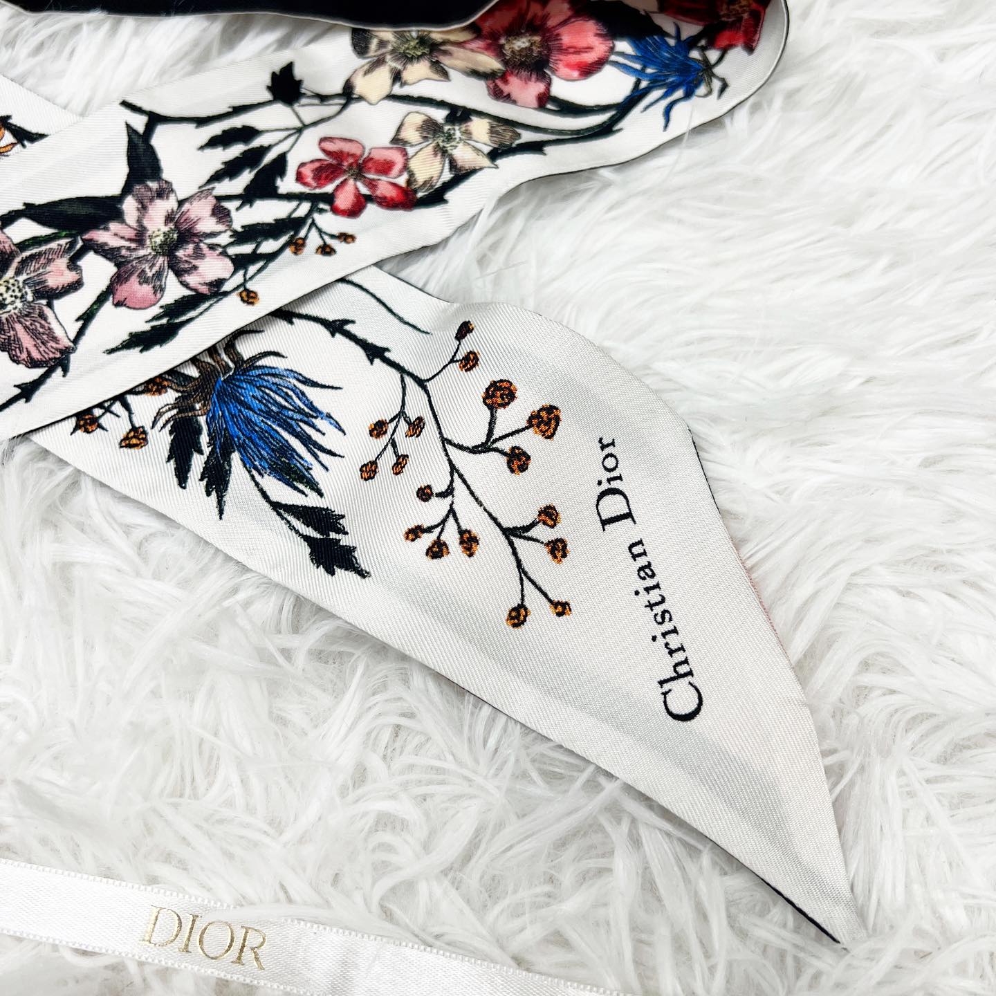 Christian Dior 100% Silk Scarf Twilly 真絲絲巾 連原裝盒